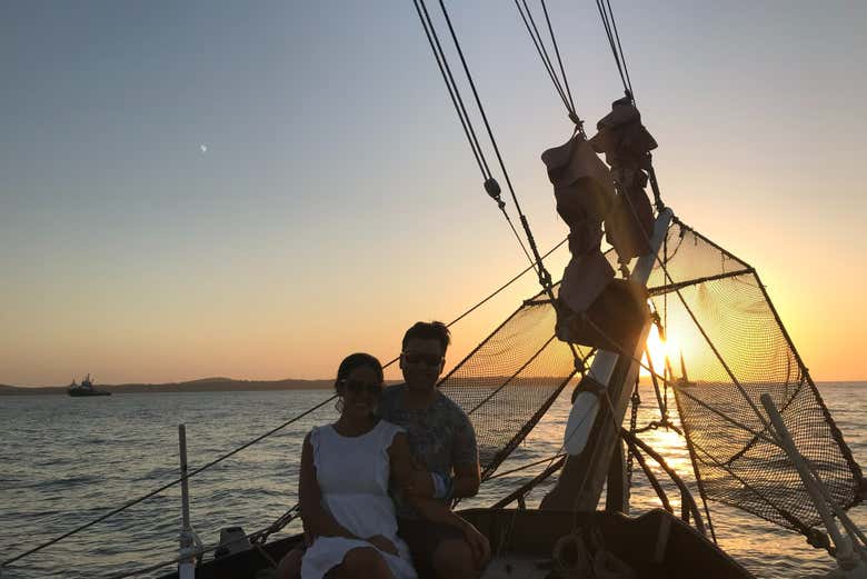 Atardecer a bordo del barco pirata