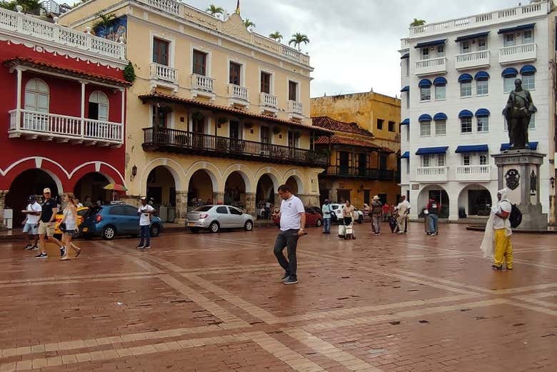 Percorreremos o centro histórico de Cartagena das Índias