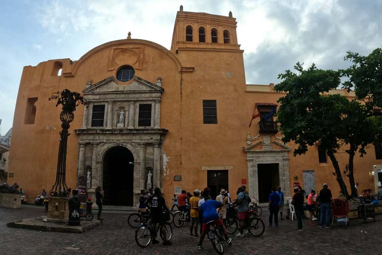 Una delle chiese del centro di Cartagena