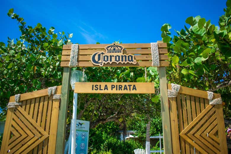 Llegando a la Isla del Pirata