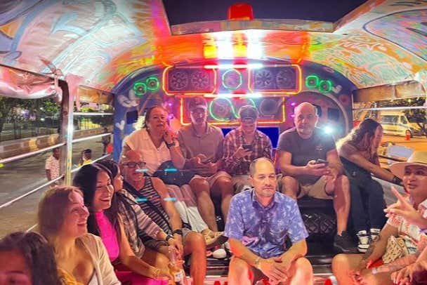 Plano ideal para conhecer Cartagena iluminada!