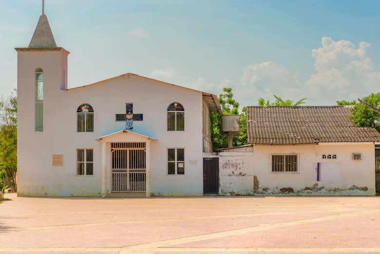 Acercándonos a la iglesia de San Basilio