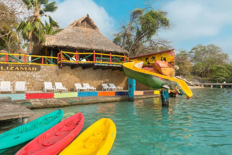 Você poderá relaxar nesse clube de praia