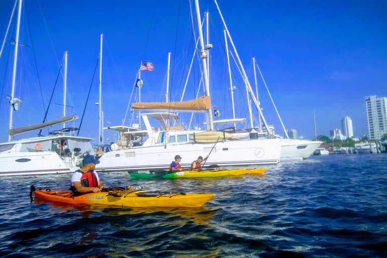 Kayaking in the port of Cartagena de Indias