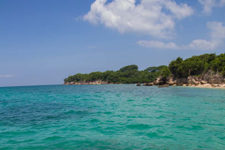 Sailing the waters of the Caribbean Sea