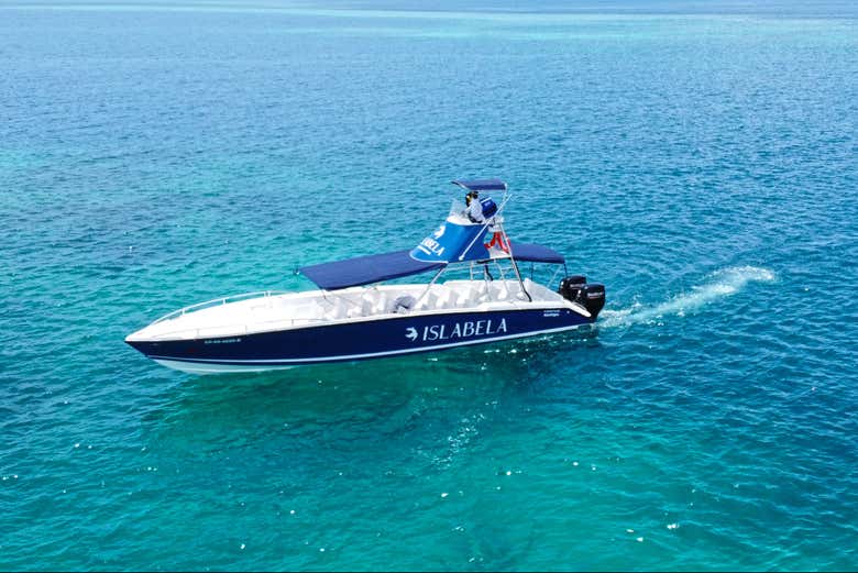 Iremos en lancha rápida hasta Islabela