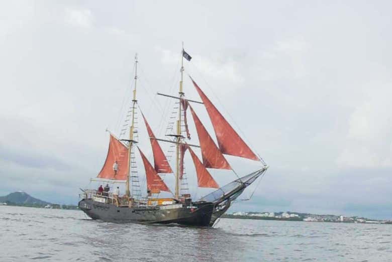 Vista del barco pirata
