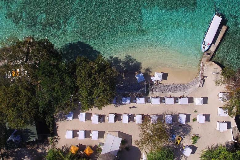 Vista panorámica de Bora Bora Beach