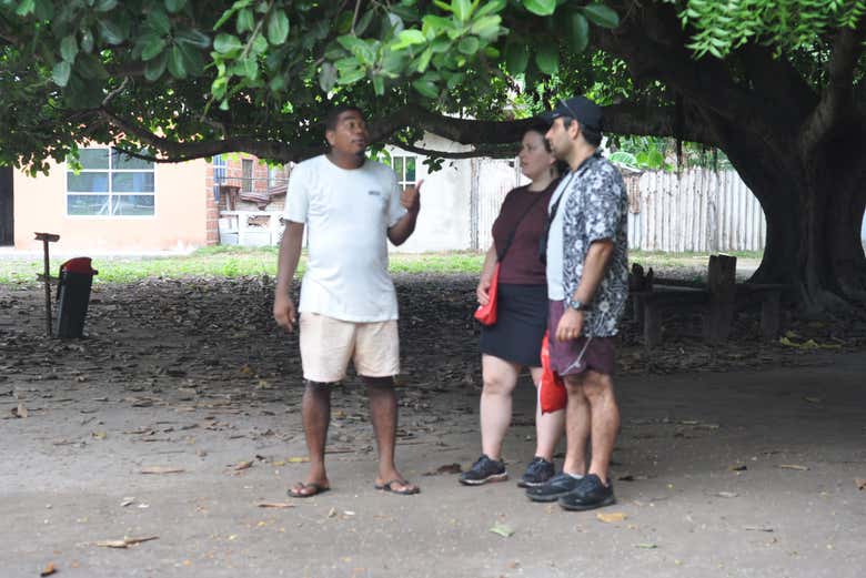 Percurso cultural no povoado de Orika