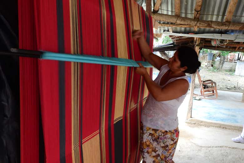 Traditional weaving in San Jacinto