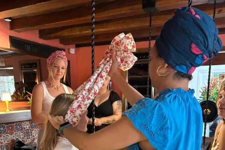 Imparando a indossare il turbante