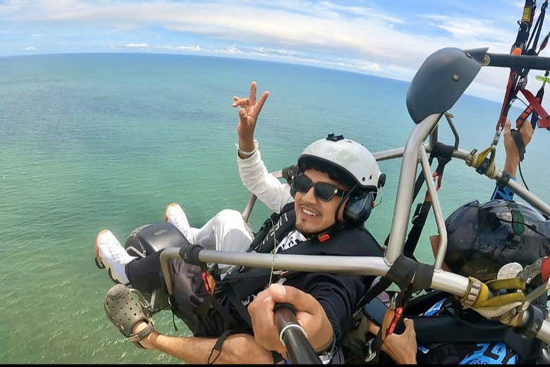 Abrid las alas y contemplad el mar desde las alturas