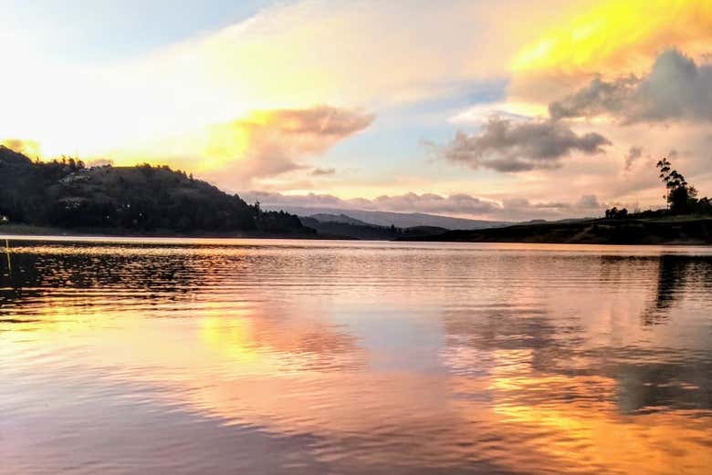 Sunset at the Sisga Dam