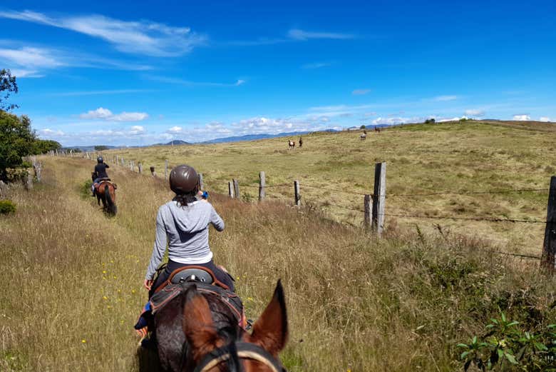 Recorriendo los paisajes que rodean la laguna