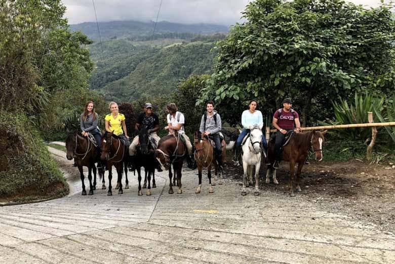 Disfrutando del paseo a caballo