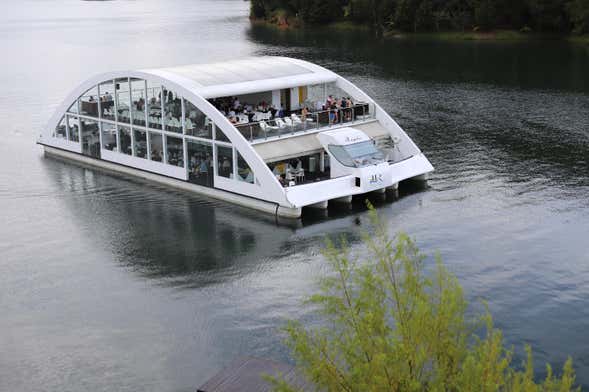 dinner cruise guatape