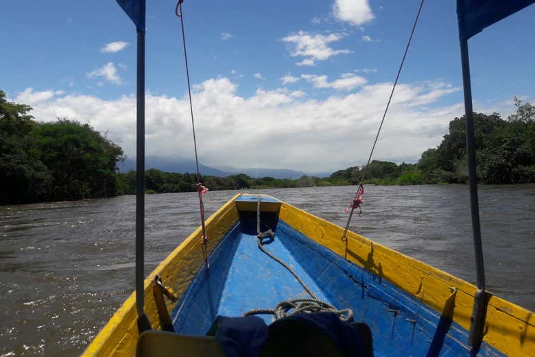 Paseo en barco por el río Magdalena