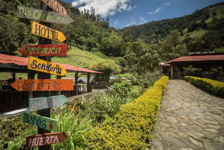 Entrada a la finca La Rivera