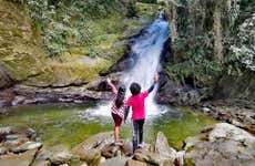 Senderismo por la cascada La Plata