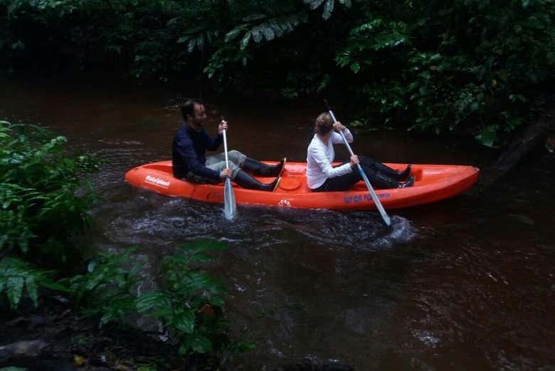 Navegando por la Reserva Natural Tanimboca