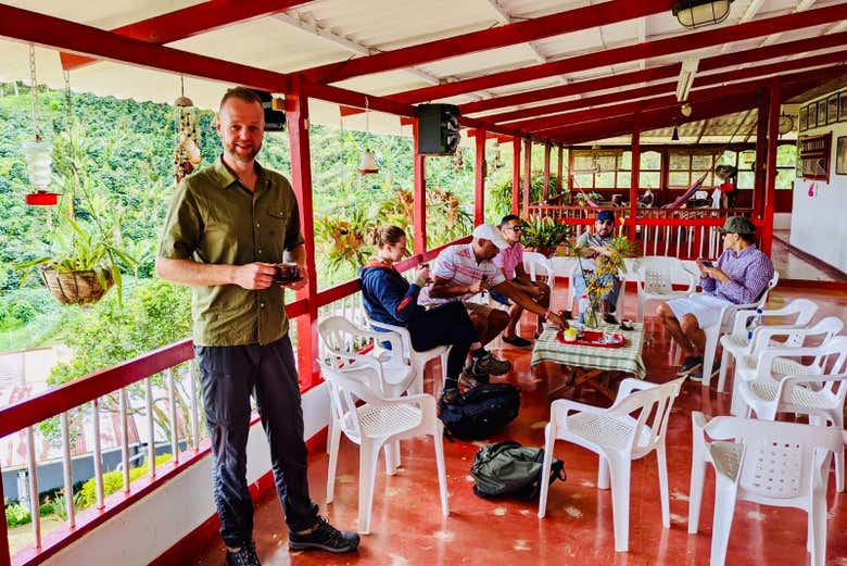 Degustando el café de la finca