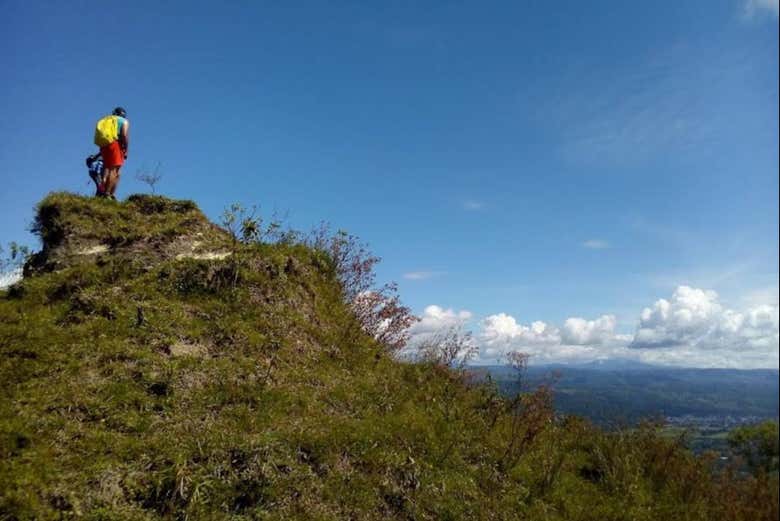 Subiendo a la cima del Cerro Lumbí