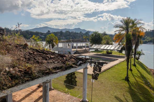 Excursão à fazenda La Manuela, a fazenda de Pablo Escobar