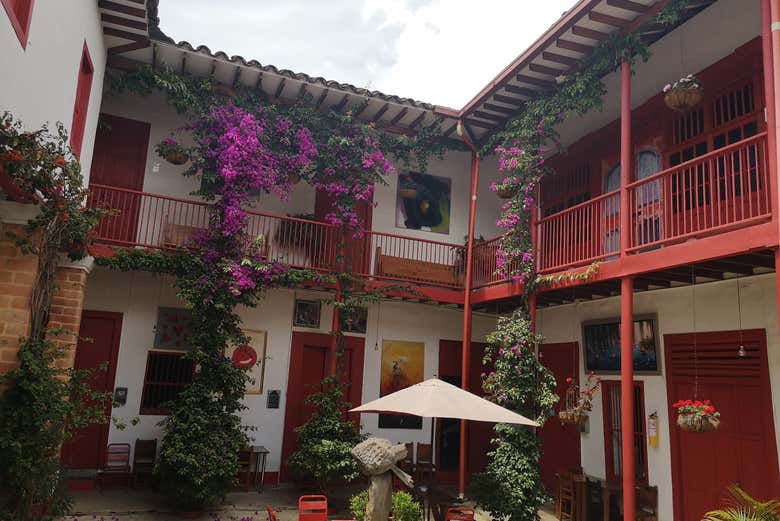 Patio de una casa colonial en Jardín 