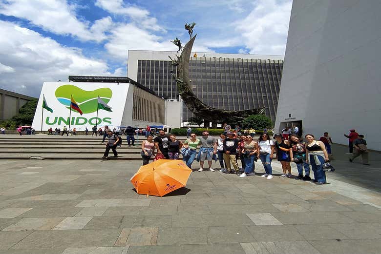 Monumento a la raza