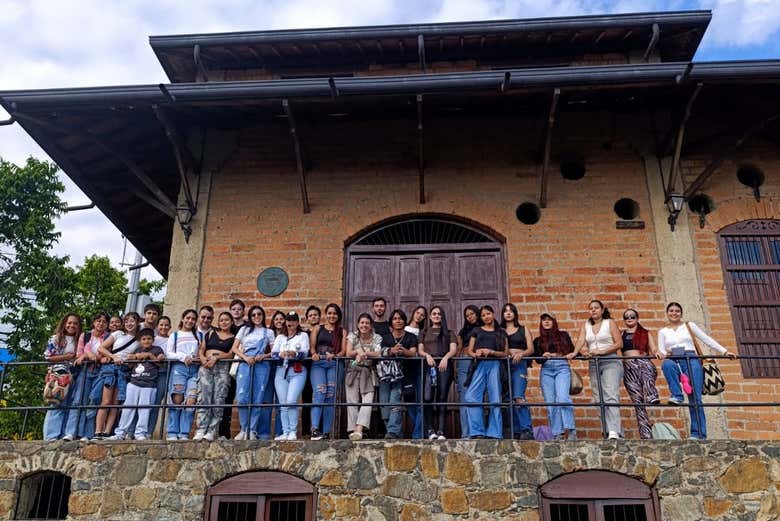 Percorrendo a Comuna 3 de Medellín