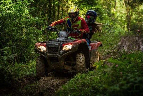 Tour de quadriciclo pelos arredores de Medellín