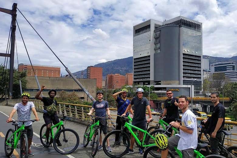 Grupo com as bicicletas