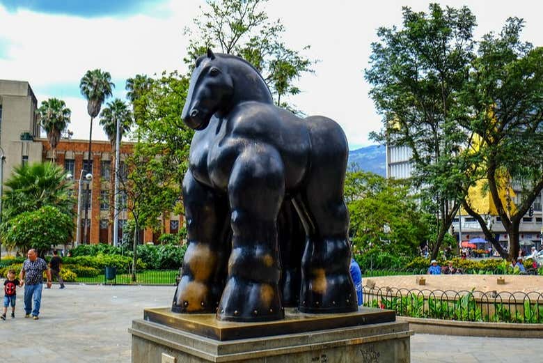 Escultura de cavalo de Fernando Botero