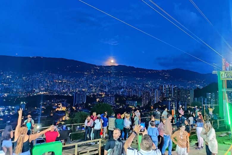 Vue panoramique sur Medellín