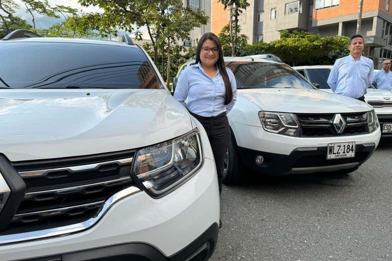 Los conductores preparados para llevaros a Guatapé