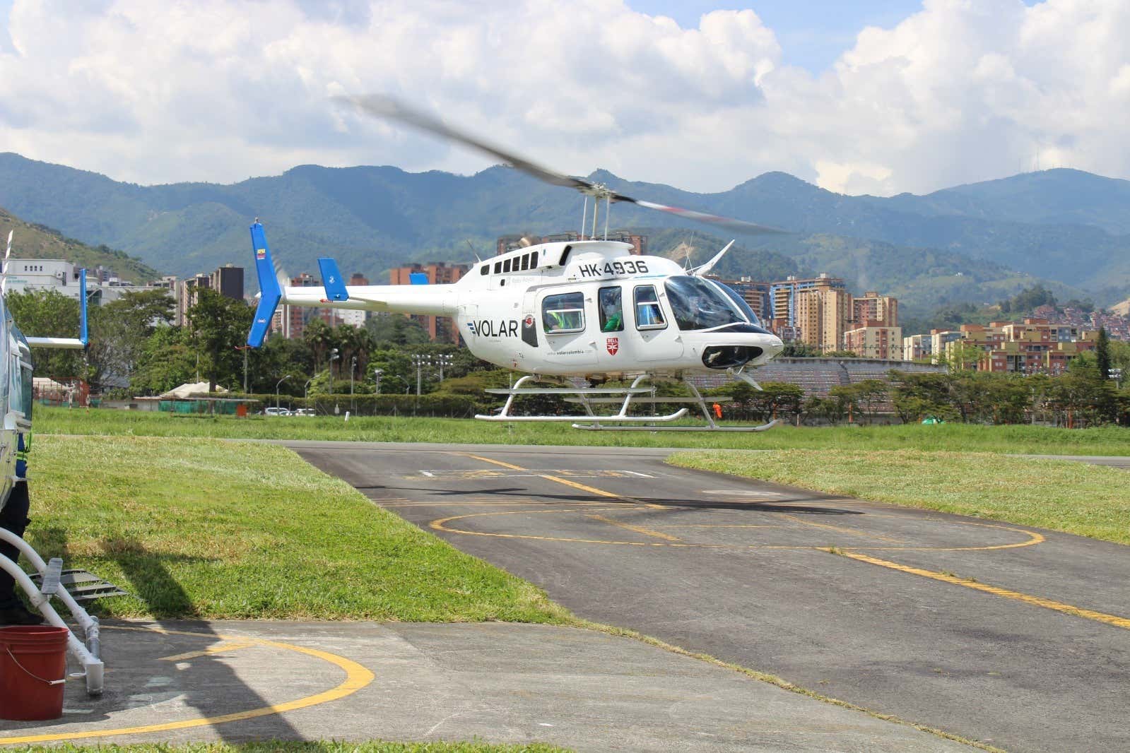 Passeio de helicóptero por Medellín