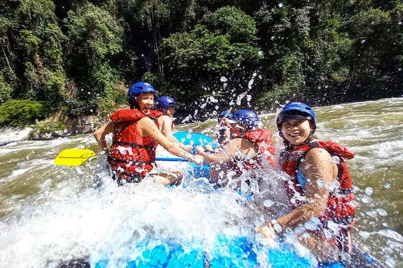 Rafting en el río Santo Domingo