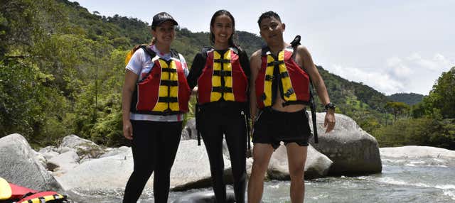 Senderismo acuático por el río Dormilón