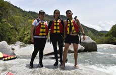 Senderismo acuático por el río Dormilón