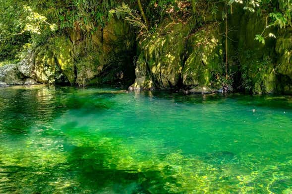Trilha privada pela ribeira do rio Melcocho