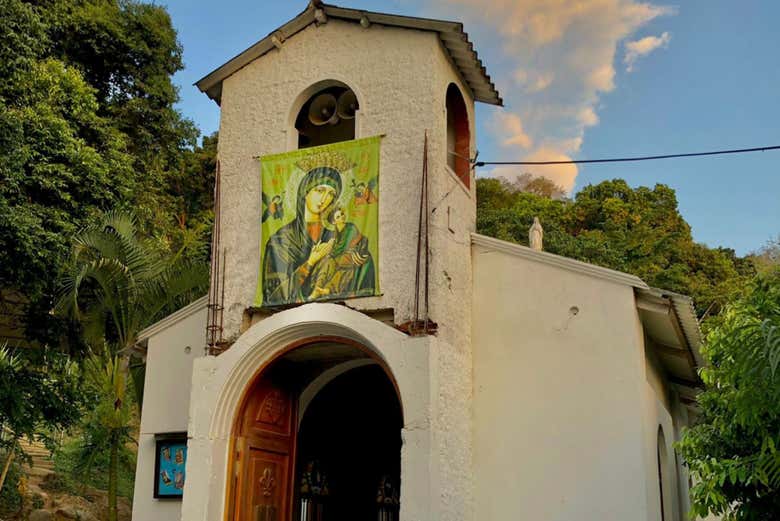 See the church in Minca, dedicated to Our Lady of Perpetual Help