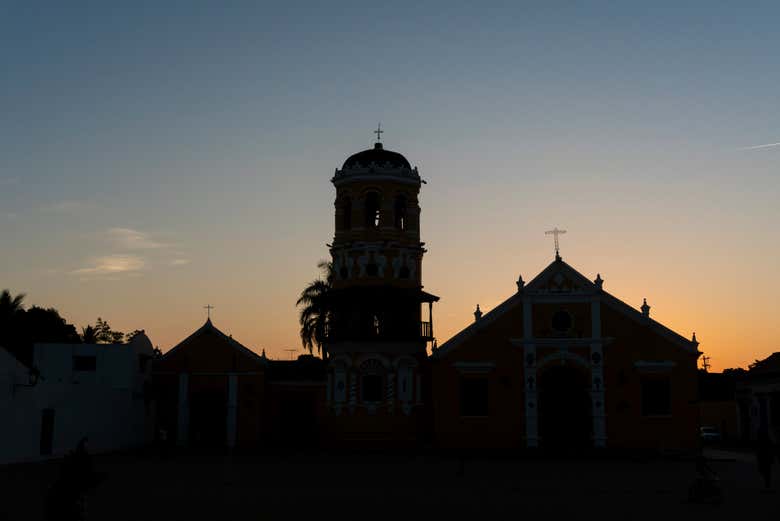 El sol de un nuevo día ilumina Mompox