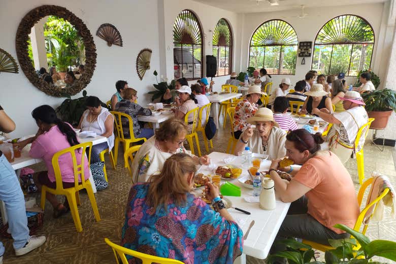 Disfrutaremos de un rico almuerzo