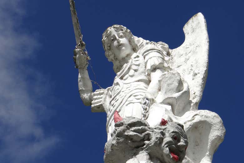 Estatua del Santuario de Nuestra Señora de Las Lajas