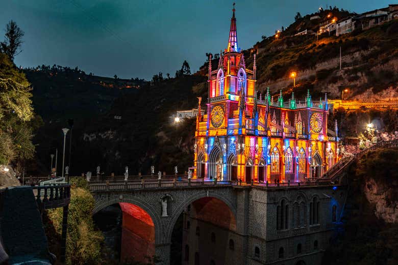 Vistas do santuário à noite
