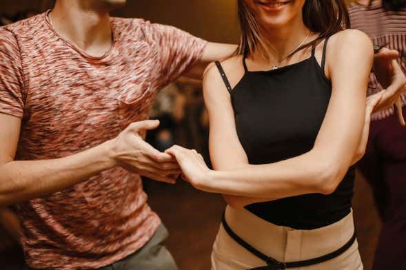 Clase de bailes latinos en Pereira