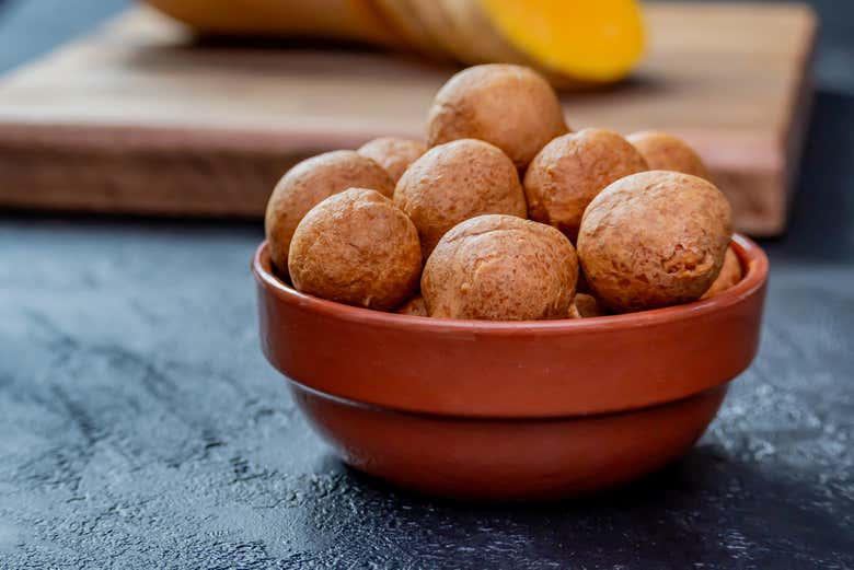 Buñuelos, a traditional Colombian donut