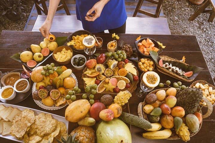 Degustación de frutas tropicales