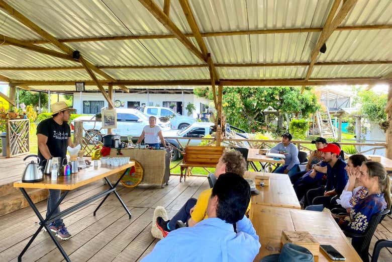 Durante la demostración de un barista