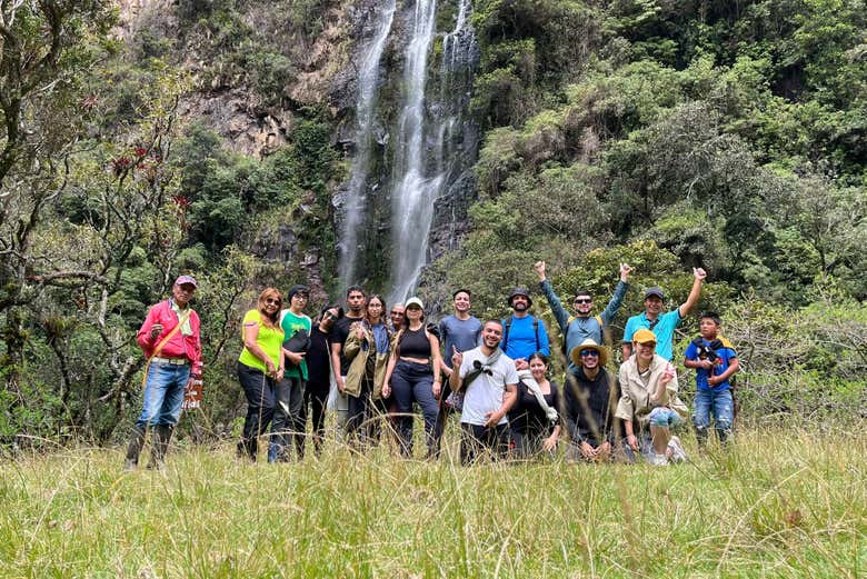 Caminaremos por senderos llenos de vegetación